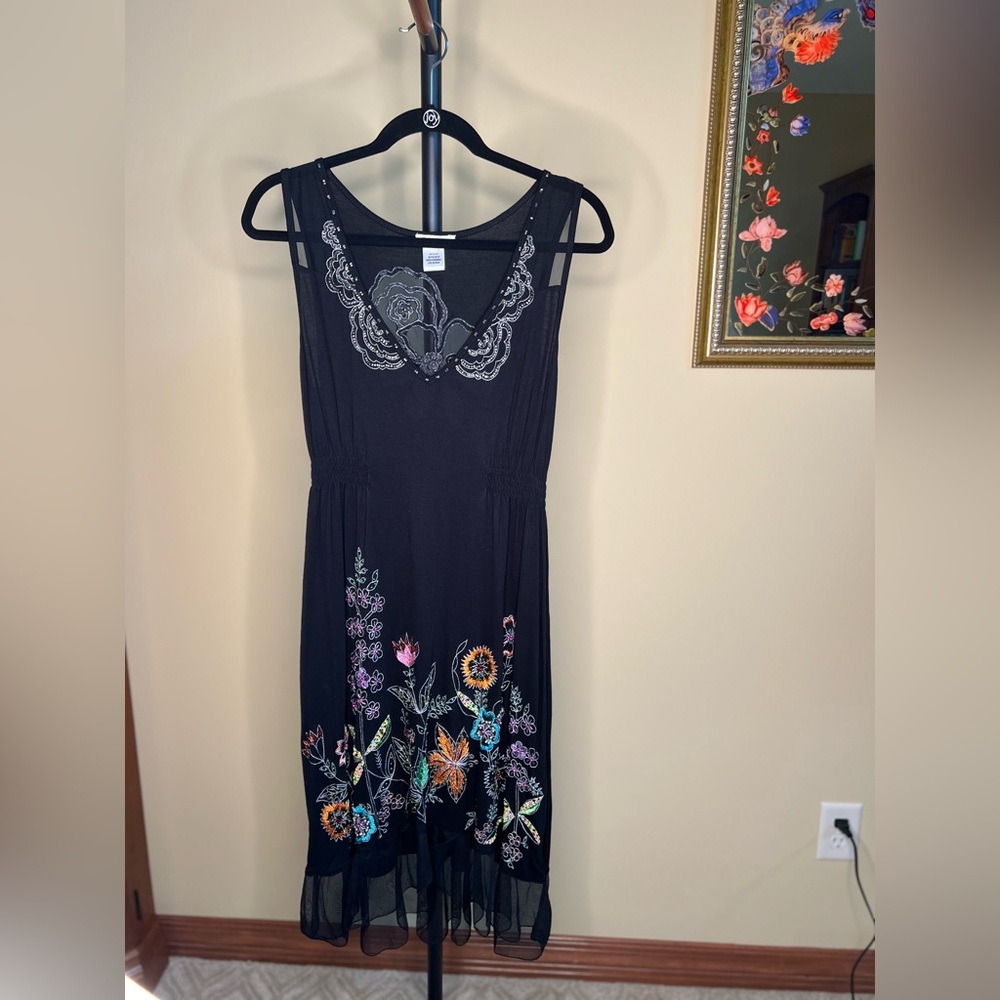 Krista Lee Dress with Floral Embroidery and Tulle Ruffle Black Size M - Picture 3 of 15